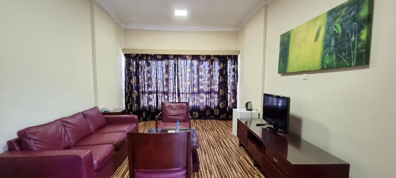 Grand Pj Hotel Ras al-Khaimah Exteriör bild