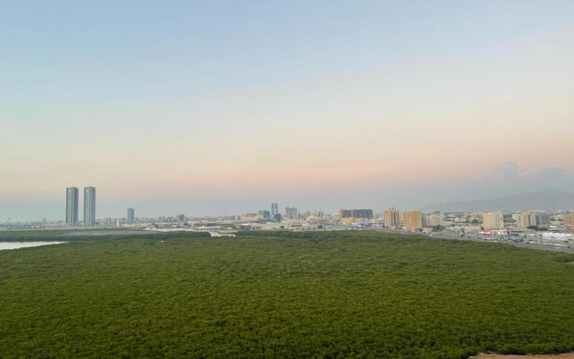 Grand Pj Hotel Ras al-Khaimah Exteriör bild
