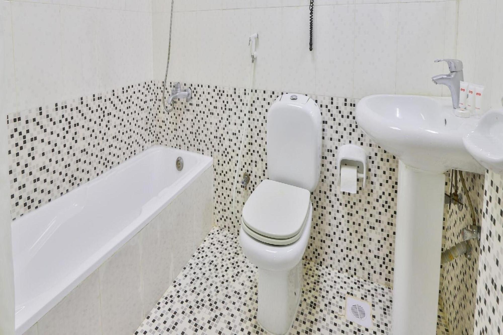 Grand Pj Hotel Ras al-Khaimah Rum bild