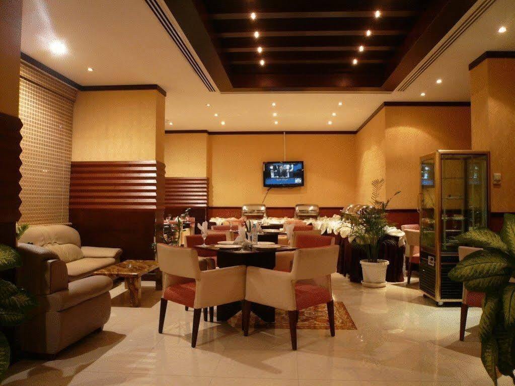Grand Pj Hotel Ras al-Khaimah Exteriör bild