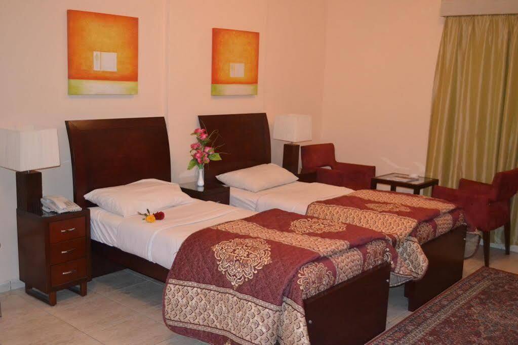 Grand Pj Hotel Ras al-Khaimah Exteriör bild