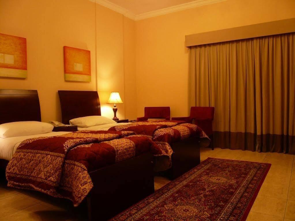 Grand Pj Hotel Ras al-Khaimah Exteriör bild